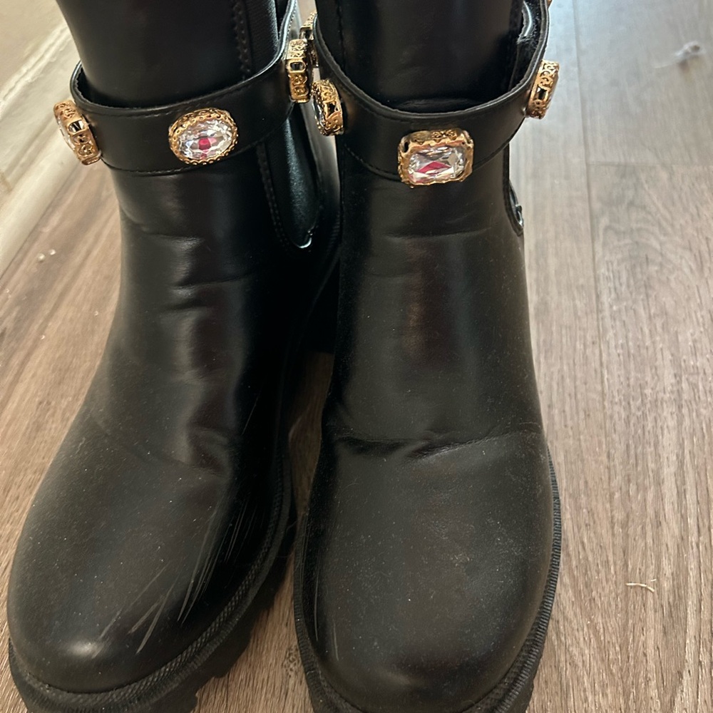 Embellished Jewel Chelsea Boots